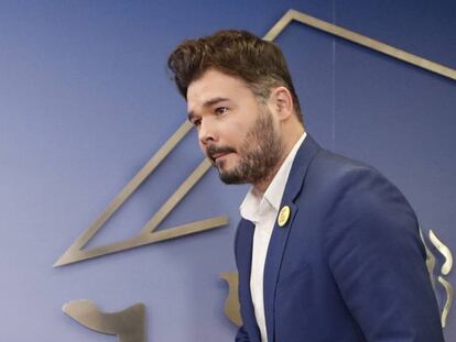 El portavoz de ERC en el Congreso, Gabriel Rufián, durante una rueda de prensa.