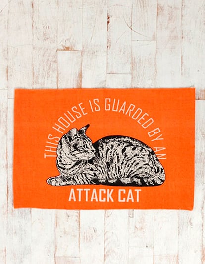 Felpudo de gato (protector del hogar) de Urban Outfiters (19 euros).