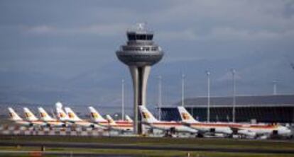 Aviones de Iberia estacionados en el aeropuerto de Barajas.