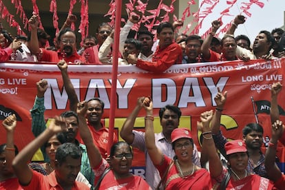 Las calles de Hyderabad (India) se han llenado de gente durante los actos del Primero de Mayo.