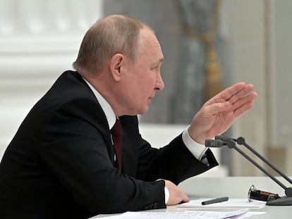 Vladímir Putin, durante la reunión del consejo de seguridad en Moscú, el pasado lunes.