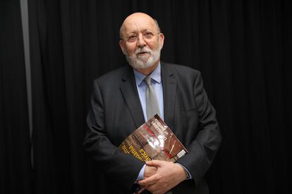 El presidente del CIS, José Félix Tezanos, durante la presentación de la revista ‘Temas’, en el Círculo de Bellas Artes de Madrid, el pasado 8 de octubre.