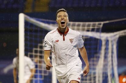 El franc&eacute;s Nasri celebra su gol en Zagreb.