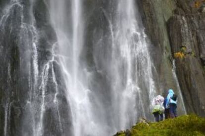 Cascada en los Collados de Ansón, en Cantabria.