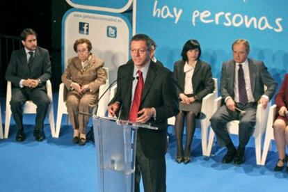 El alcalde Alberto Ruiz-Gallardón durante el acto en el que ha hecho balance de las actuaciones llevadas a cabo durante sus ocho años en la Alcaldía.