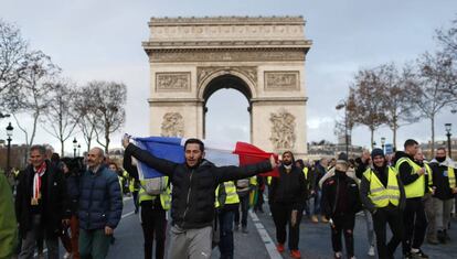 Manifestación de los 'chalecos amarillos' en París este sábado.
 