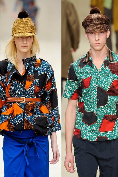 Casquetes con borlas y estampados africanos en las colecciones femenina y masculina Primavera/Verano 2012 de Christopher Bailey para Burberry.