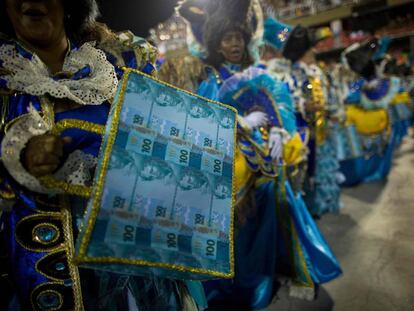 Integrante da Beija-Flor, escola vencedora do carnaval 2018