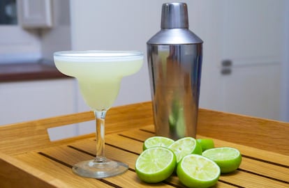 A pisco sour.