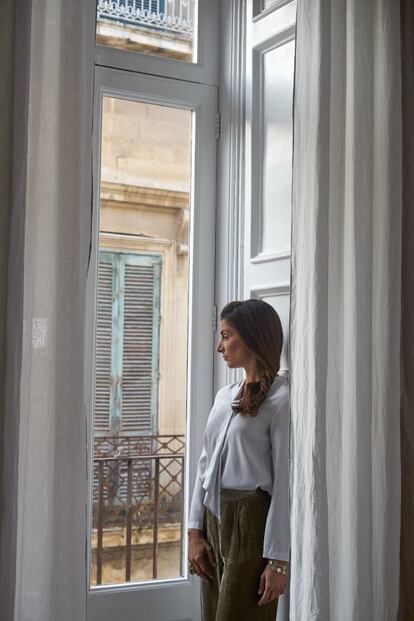 Nacida en la región meridional de Apulia, la dueña de la casa se dedica a organizar bodas.