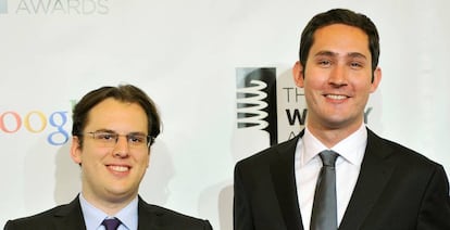 Los fundadores de Instagram, Mike Krieger y Kevin Systrom en una imagen de 2012