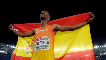 Jordan Díaz, tras ganar la medalla de oro en triple salto.