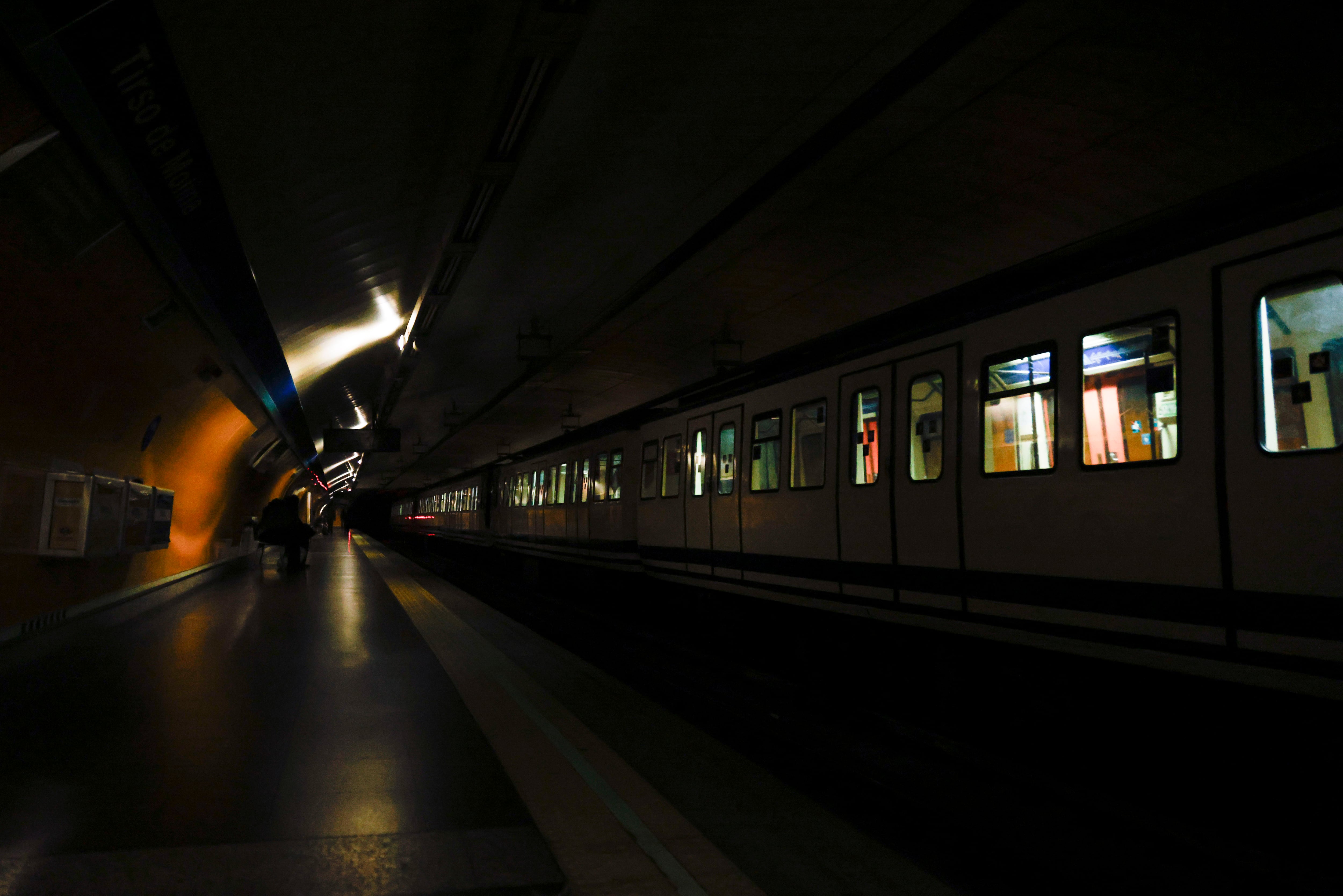 Metro de Madrid alerta de que el apagón supuso un riesgo directo para la integridad de los 150.000 pasajeros desalojados ese día