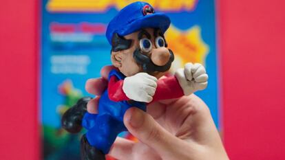 Imagen de Mario Bros en plastilina, en un momento del segundo capítulo de 'High Score'.