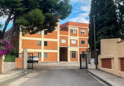 Entrada al monasterio de los Dominicos en Torrent.
