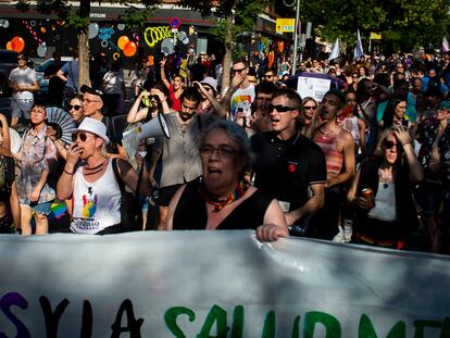 Manifestantes durante el Orgullo Vallekano, este sábado en Madrid.