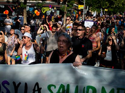 Manifestantes durante el Orgullo Vallekano, este sábado en Madrid.