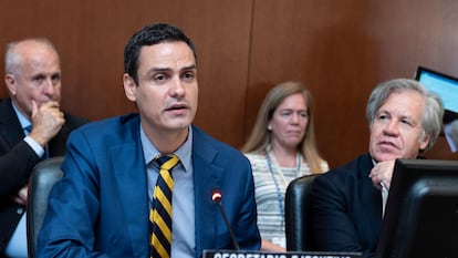 Paulo Abrão, secretário executivo da CIDH, e Luis Almagro, secretário-geral da OEA, em junho de 2018.