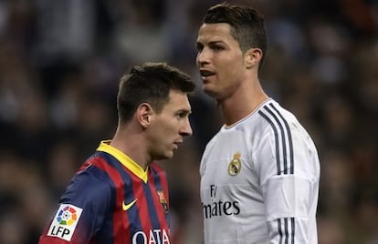 El argentino Messi (i) y Cristiano Ronaldo (d) en un encuentro de 2014.