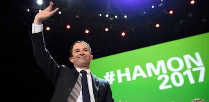 O candidato socialista, Benoît Hamon, neste domingo em Paris.