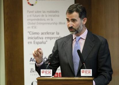 El Príncipe Felipe interviene en la Semana Mundial de la Iniciativa Emprendedora esta mañana en el IESE de Madrid