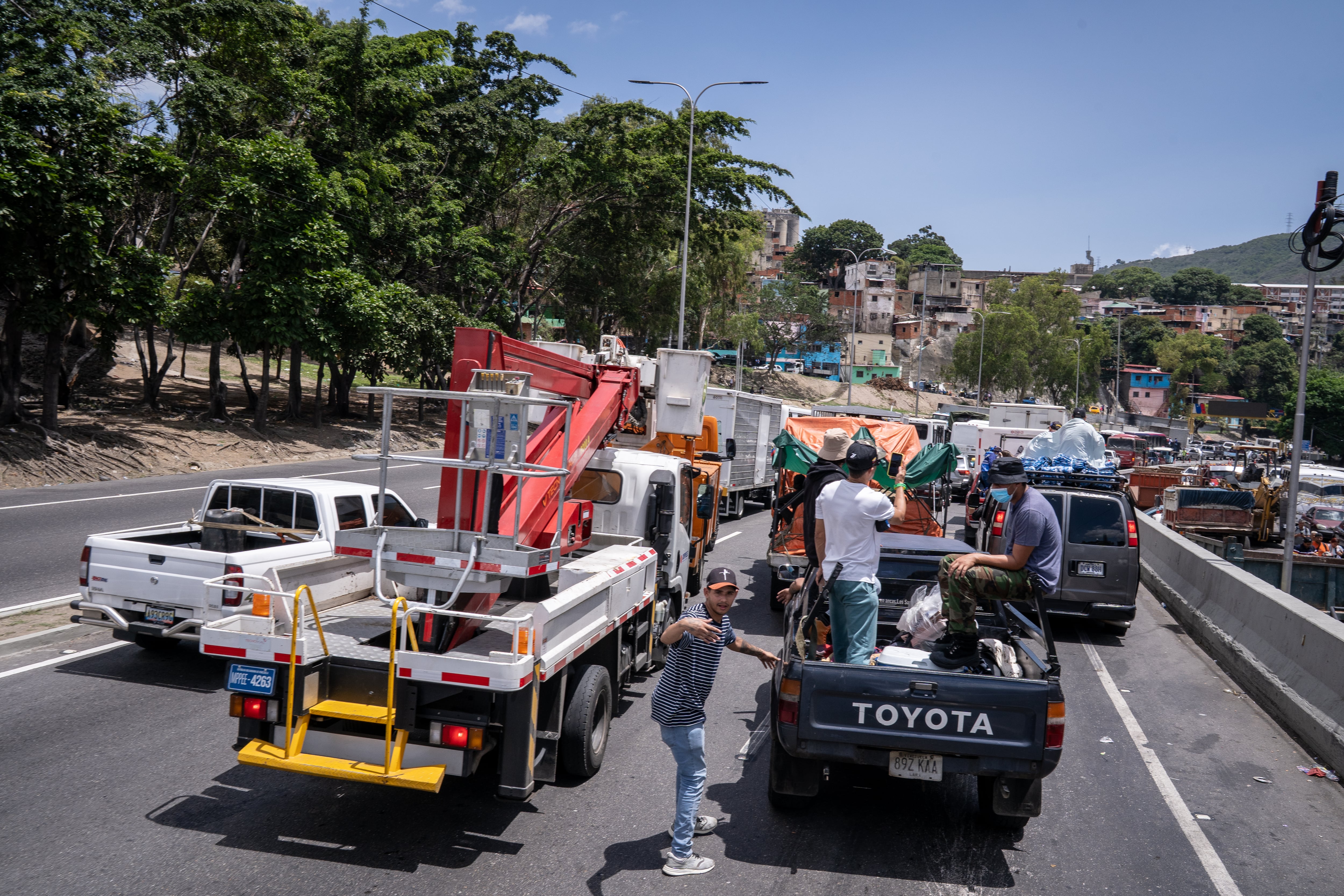 Humanitarian support vehicle damming on the road that leads from Caracas to La Guaira, on June 27, 2026.