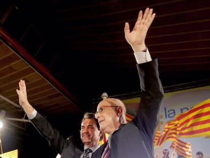El presidente de la Generalitat, Artur Mas, y el candidato de CiU a la presidencia del Gobierno, Josep Antoni Duran Lleida.