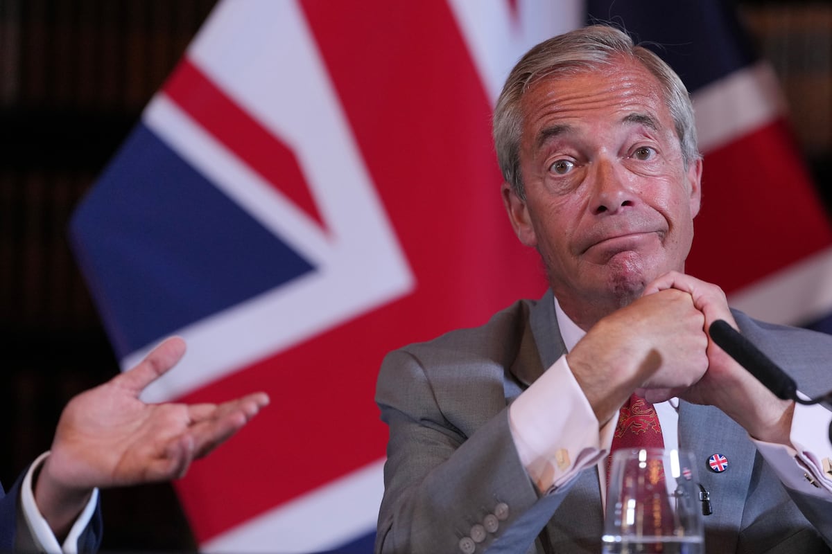 Farage contra el Conde Cubo de Basura: el líder ultra fuerza la elección con más candidatos en la historia del Parlamento británico