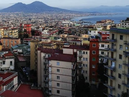 Vista de Nápoles, Italia.