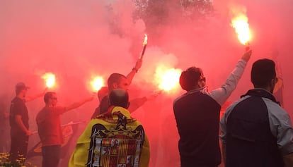 Varias personas reciben en Montju&iuml;c la marha ultra.