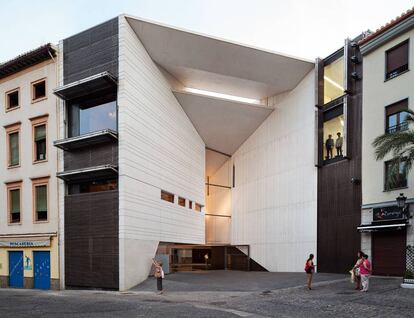 Hasta ahora, BAX Studio había construido varios museos y sedes culturales, como el centro García Lorca en Granada. |