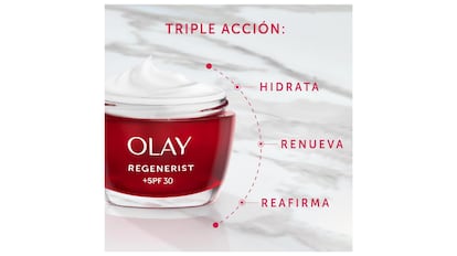 Crema antiarrugas de Olay.