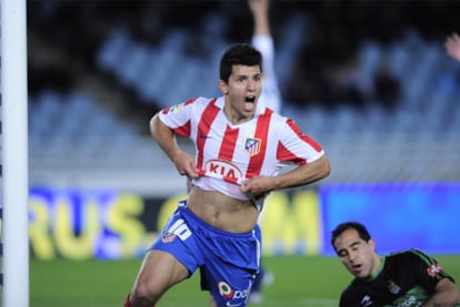 El Kun Agüero celebra uno de los tantos ante la Real Sociedad.