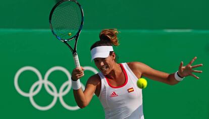 Muguruza durante su partido con Puig, cuando fue eliminada de R&iacute;o 2016.