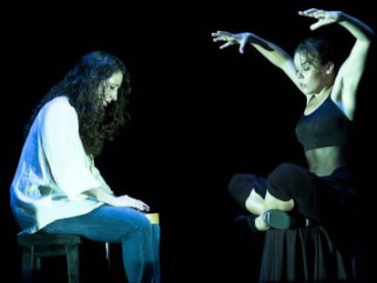 Roc&iacute;o Molina y Rosario La Tremendita, durante el espect&aacute;culo &#039;Afectos&#039;.