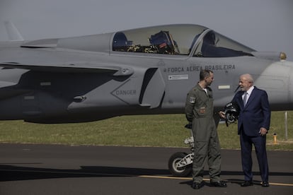 Luiz Inacio Lula da Silva, durante la inauguración de la línea de producción del cazabombardero Gripen E en Brasil, el 9 de mayo de 2023.