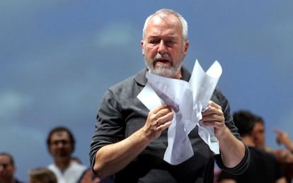 Willy Decker, en un ensayo de 'Muerte en Venecia' en el Teatro Real.