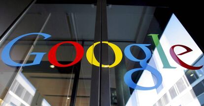 Logotipo de Google en una de las sedes de la compañía.