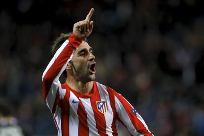 Adrián celebra un gol ante el Besiktas