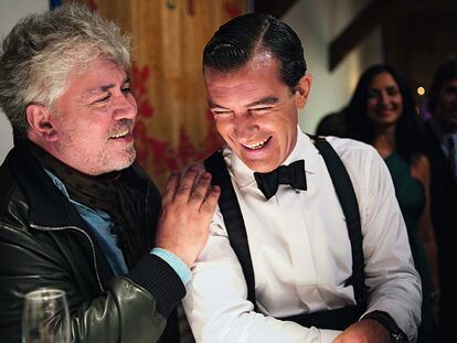 Pedro Almodóvar y Antonio Banderas, en el rodaje de <i>La piel que habito. </i>