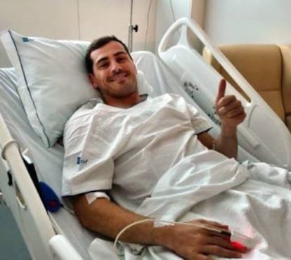Iker Casillas, en el Hospital CUF de Oporto.