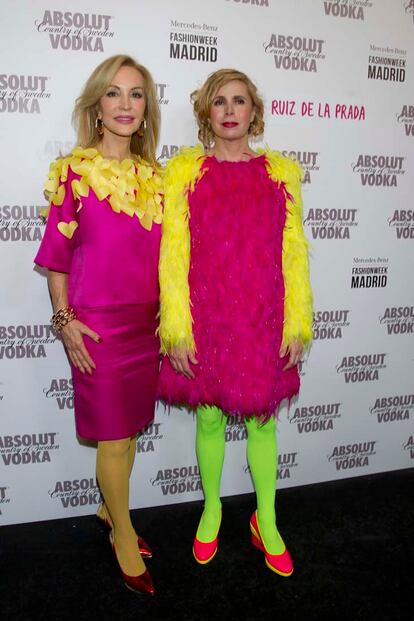 Con Carmen Lomana durante la celebración de la Semana de la Moda de Madrid del año 2012.