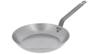 Esta sartén sorprende por ser mucho más ligera de lo esperado.