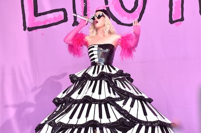 Katy Perry wore a piano-inspired dress to the 2019 New Orleans Jazz & Heritage Festival.