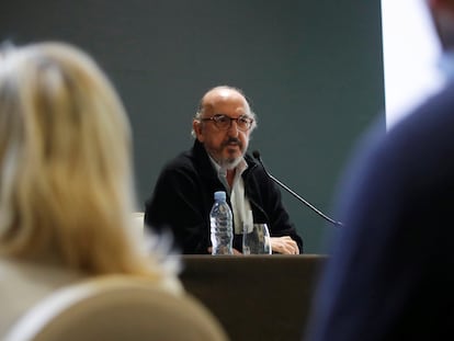 Jaume Roures, durante una rueda de prensa en París.