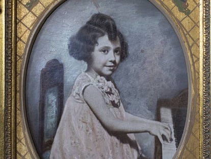 Alicia de Larrocha en el seu primer concert, quan tenia sis anys. 