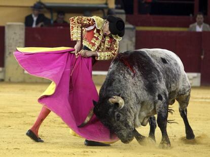 El novillero Varea, ayer en feria del Pilar de Zaragoza.