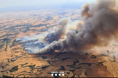 Dos incendios en la comarca de la Segarra ya afectan a más de 5.000 hectáreas.