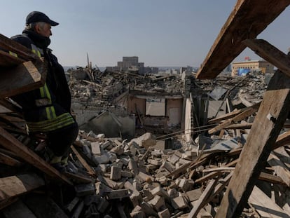 Edificio destruido en Járkov.