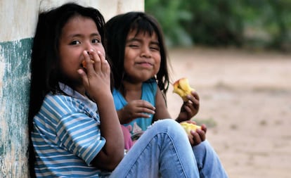 Niños argentinos en la región de El Chaco, en una imagen tomada por Linde.